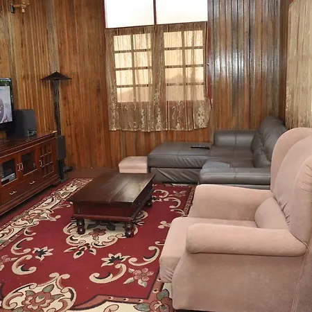Tamteh Homestay Ayer Hitam Room photo